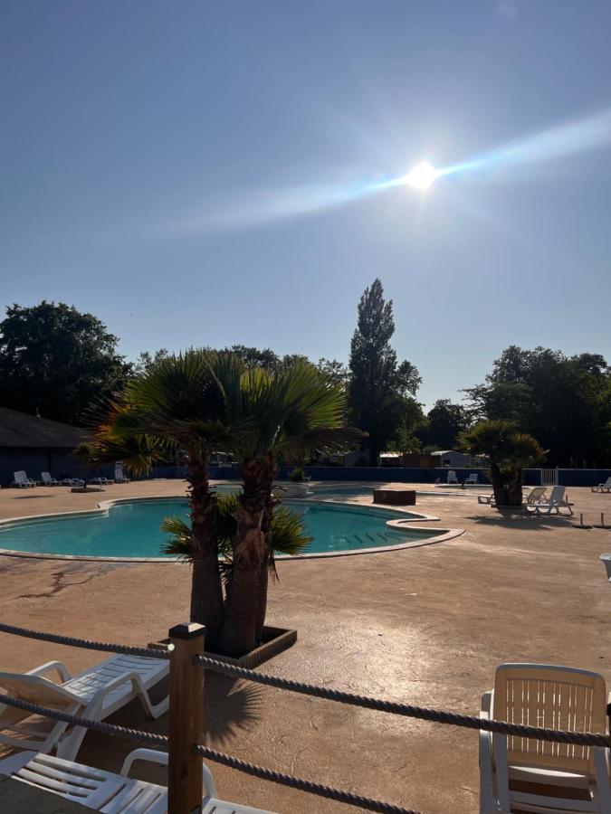 Mobil Home Du Lac - Camping 4 Etoiles Aureilhan  Экстерьер фото