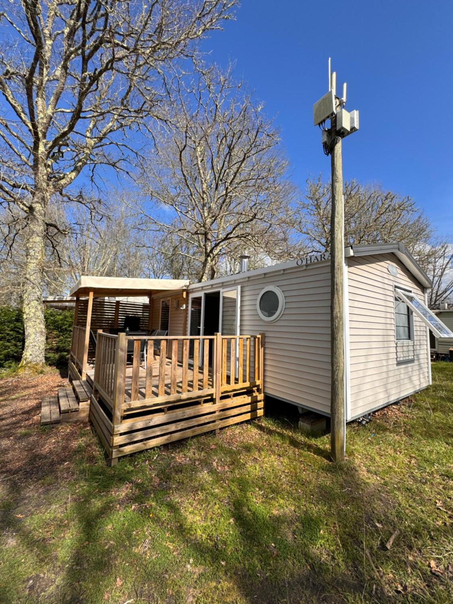 Mobil Home Du Lac - Camping 4 Etoiles Aureilhan  Экстерьер фото