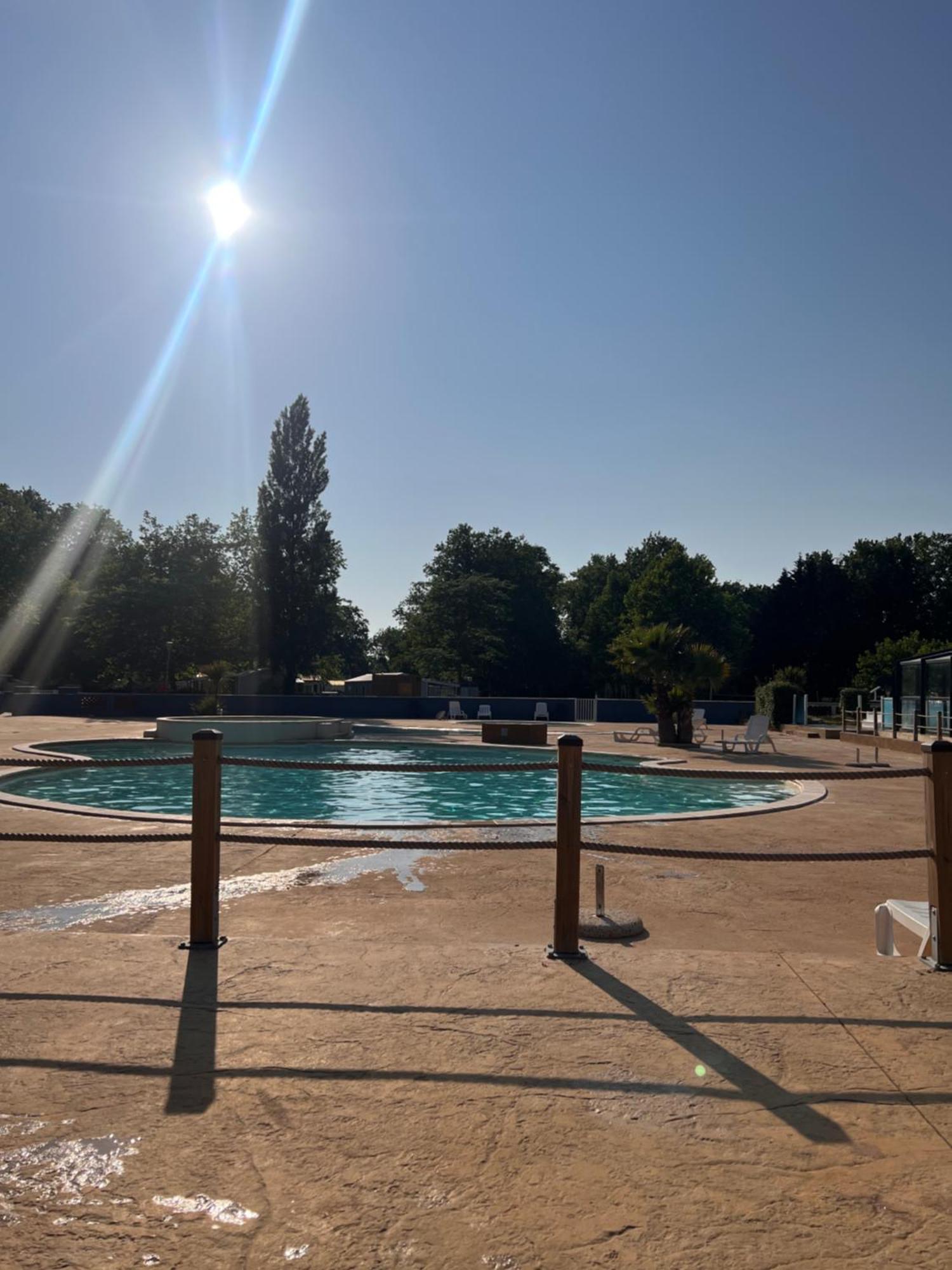 Mobil Home Du Lac - Camping 4 Etoiles Aureilhan  Экстерьер фото